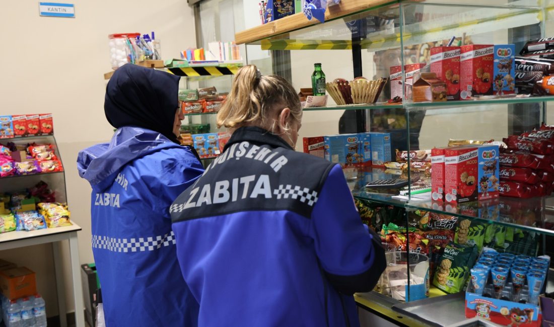 Kocaeli Büyükşehir Belediyesi Zabıta Dairesi Başkanlığı’na bağlı ekipler, öğrencilerin sağlıklı