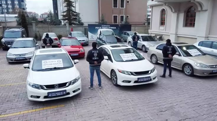 Ağır hasarlı araçların motor ve şasi numaralarını değiştirerek yeniden satışa