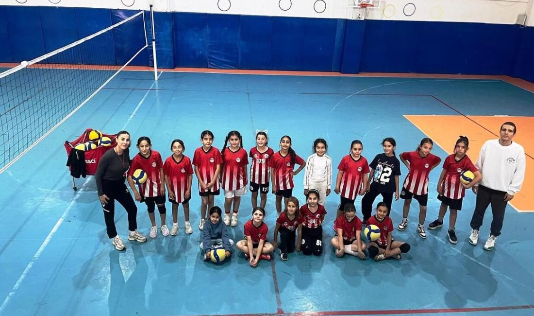 Körfez Belediyesi, çocuk ve gençlere yönelik ücretsiz basketbol ve voleybol